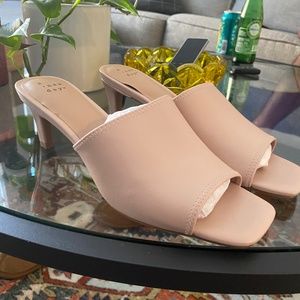 A New Day Heels Simone Nude (size 8.5)
